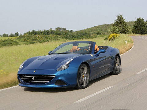 Siêu Xe Ferrari California T 2015 đầu tiên về Việt Nam